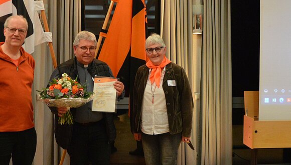 Ehrenzeichen für Diözesanpräses Jens Johanni