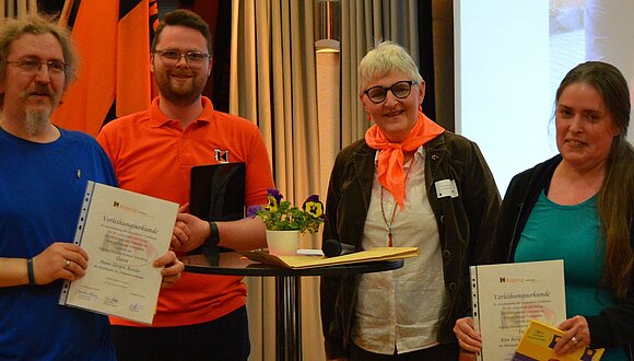 Ehrennadel für Hans-Jürgen und Rita Kessler